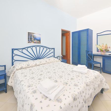 Hotel Maremonti Forio  Room photo